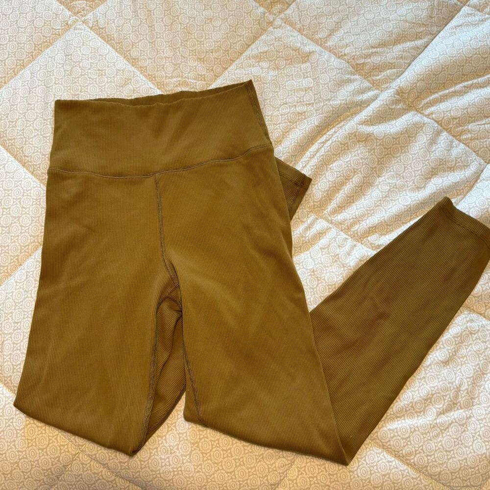 Burnt yellow/ Mustard yellow ribbed athletic leggings! women's small